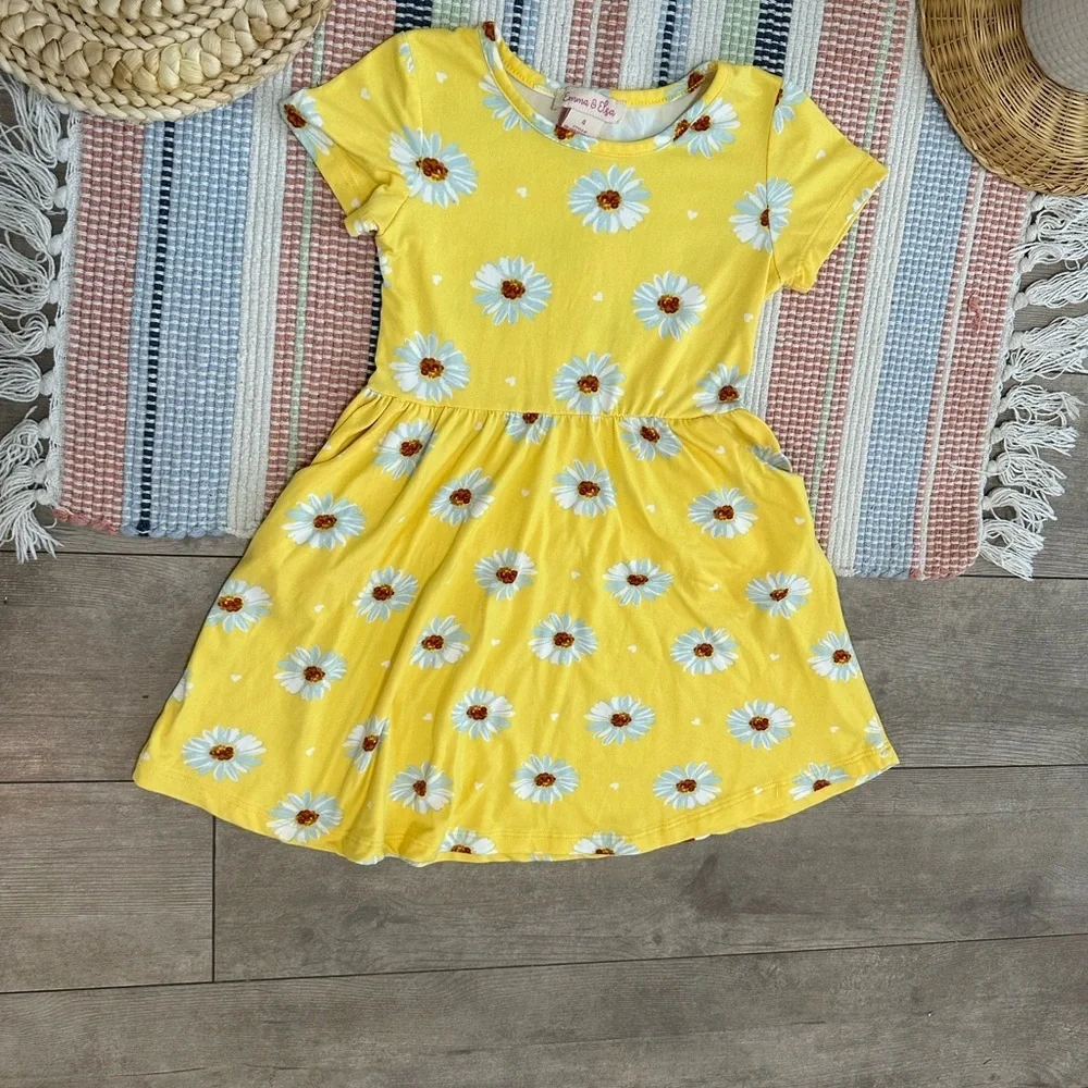 Emma & Elsa Girl’s Yellow Floral Buttery Soft Cozy Dress with Pockets Size 4